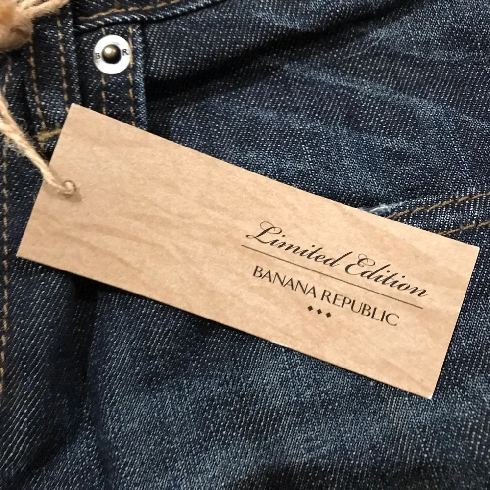 Banana Republic 32 straight